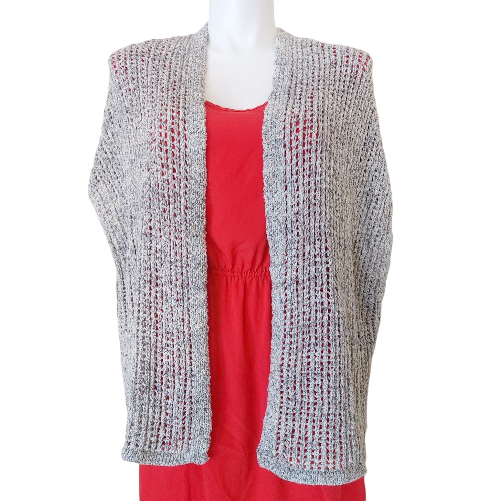 Lane Bryant 22/24 Grey Crochet Open Front Short Sleeve Sweater Poncho Vest